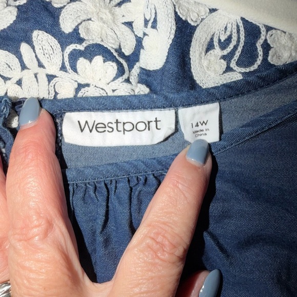 Westport Plus Size 14 W Blue Dress with Ivory Floral Embroidered Detail - Picture 3 of 8